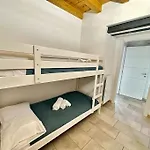 アパート Near Train Station Luxury House 5 Beds ベルガモ