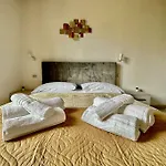 アパート Near Train Station Luxury House 5 Beds ベルガモ