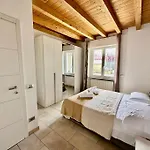 Near Train Station Luxury House 5 Beds