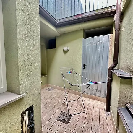 Apartamento Near Train Station Luxury House 5 Beds