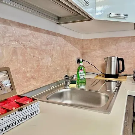 Near Train Station Luxury House 5 Beds Bérgamo