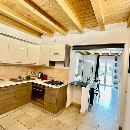 Near Train Station Luxury House 5 Beds Apartment Bergamo