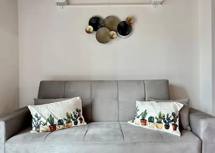 Near Train Station Luxury House 5 Beds 公寓 贝尔加莫