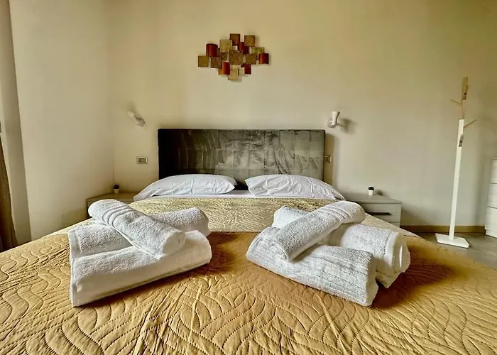 Appartamento Near Train Station Luxury House 5 Beds Bergamo