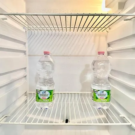 Near Train Station Luxury House 5 Beds Apartment *