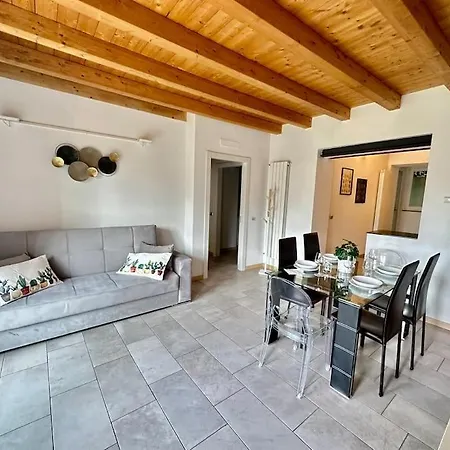 Apartment Near Train Station Luxury House 5 Beds Bergamo