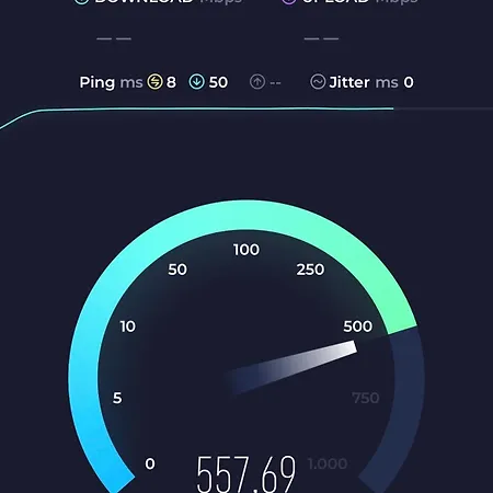 Near Train Station Luxury House 5 Beds